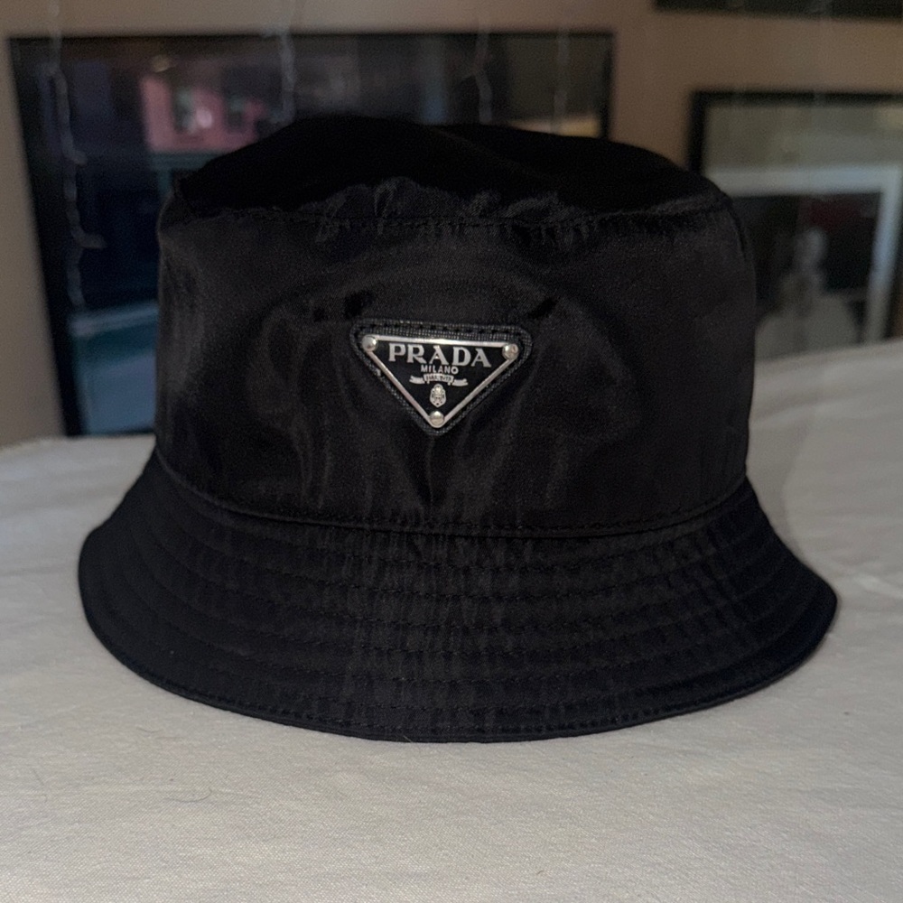 Lux Gorgeous Unisex  Classic Black Bucket Hat NWOT
